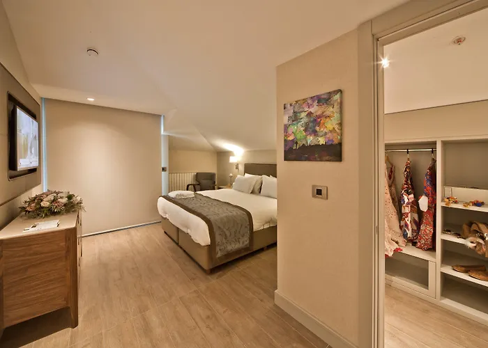 Tzl Nisantasi מלון דירות